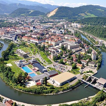 Auszeit Steiraland 8 Mit Ueberdachten Balkon Und Parkplatz Леобен Экстерьер фото