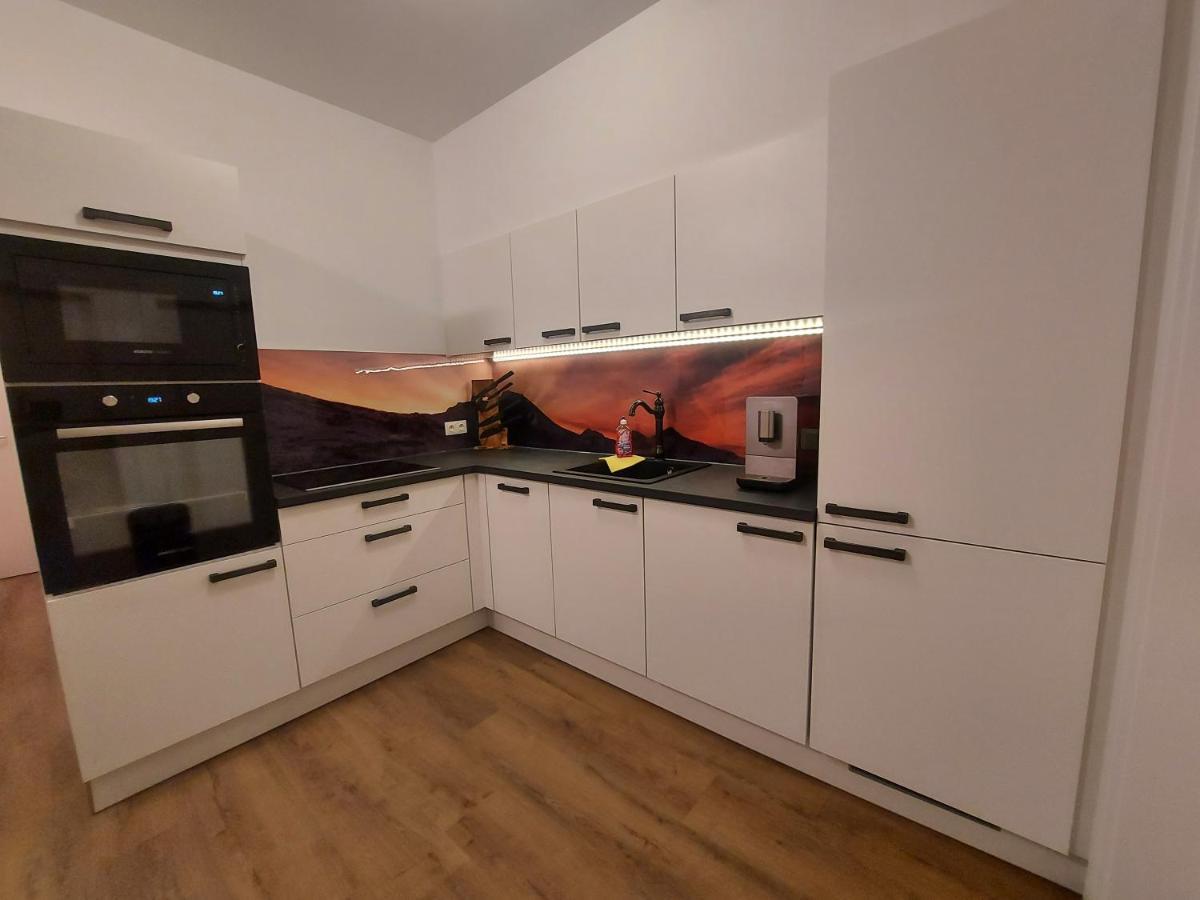 Auszeit Steiraland 8 Mit Ueberdachten Balkon Und Parkplatz Леобен Экстерьер фото