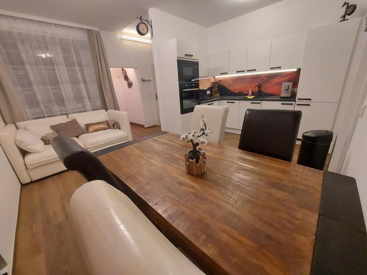 Auszeit Steiraland 8 Mit Ueberdachten Balkon Und Parkplatz Леобен Экстерьер фото