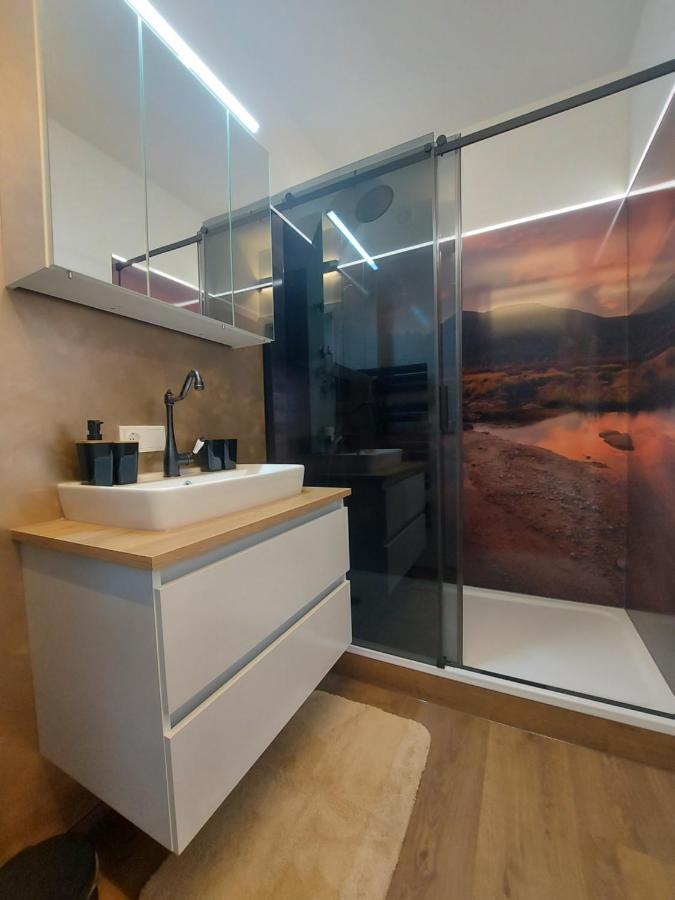Auszeit Steiraland 8 Mit Ueberdachten Balkon Und Parkplatz Леобен Экстерьер фото