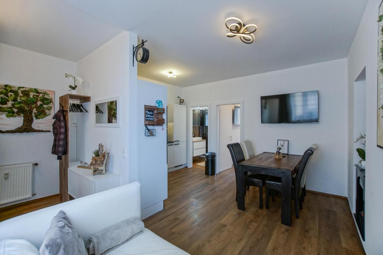 Auszeit Steiraland 8 Mit Ueberdachten Balkon Und Parkplatz Леобен Экстерьер фото